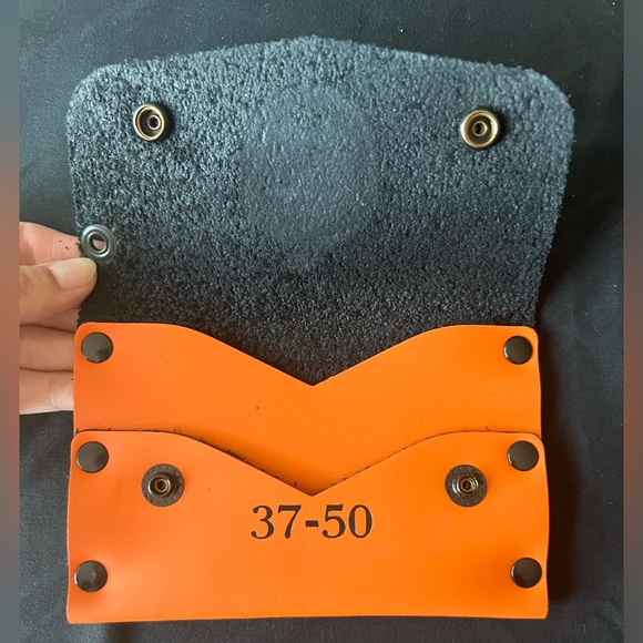 THE ESSENTIAL | Pumpkin King 37/50 Men’s Snap Wallet - Picture 3 of 5